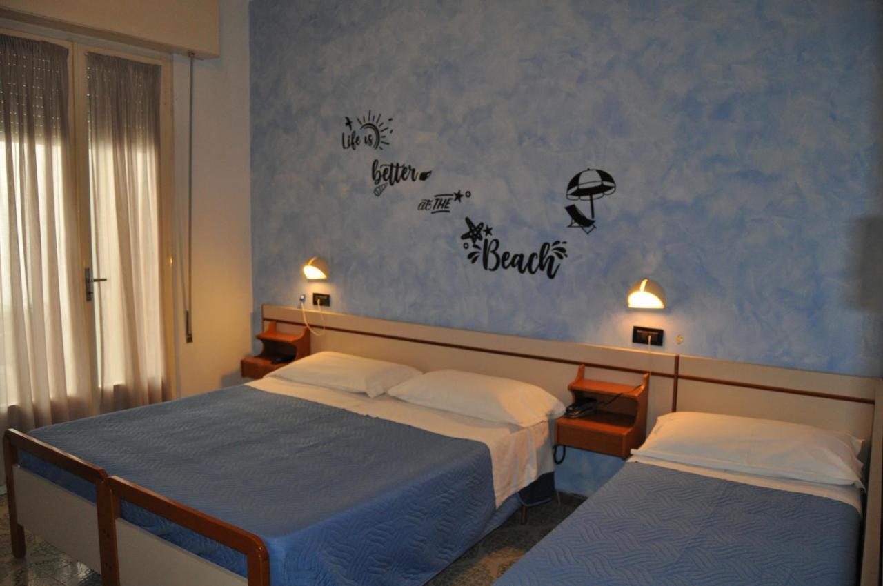 Hotel Rigobello ริชชิโอเน ภายนอก รูปภาพ