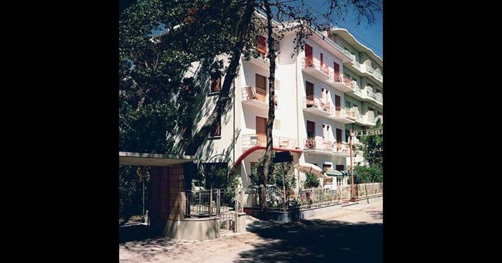 Hotel Rigobello ริชชิโอเน ภายนอก รูปภาพ